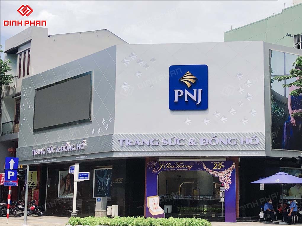 Giải pháp camera an ninh cho cửa hàng trang sức: Bảo vệ tài sản giá trị cao một cách toàn diện